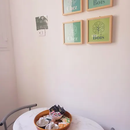 Chez Bois - Suite Apartment Capodimonte Naples Exterior photo